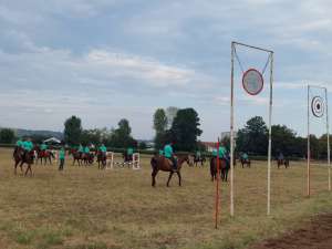 Višebojci počeli sa treningom za predstojeće Ljubičevske konjičke igre - Hit Radio Pozarevac, Branicevski okrug