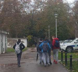 Đaci od danas odlučuju koji predmet će polagati na trećem testu na maloj maturi - Hit Radio Pozarevac, Branicevski okrug
