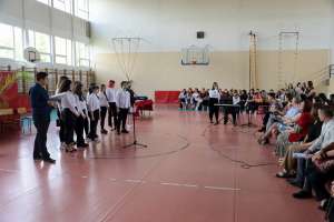 Dan Ekonomsko - trgovinske škole u Požarevcu obeležen prigodnim programom - Hit Radio Pozarevac, Branicevski okrug