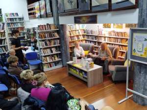 Ljiljana Šarac predstavila svoje romane u Kostolcu - Hit Radio Pozarevac, Branicevski okrug