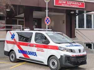 Novo sanitetsko vozilo za Dom zdravlja Veliko Gradište - Hit Radio Pozarevac, Branicevski okrug