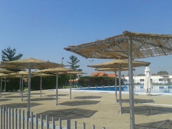 U toku su pripreme bazena za predstojeću sezonu