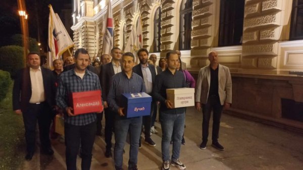 Koalicija „ALEKSANDAR VUČIĆ – POŽAREVAC SUTRA“ predala izbornu listu