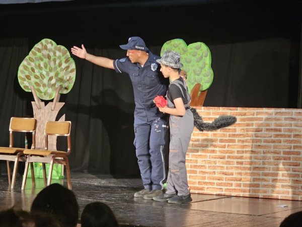 „Frka oko vuka“ – vatromet smeha za kraj školske godine u Požarevcu