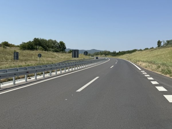 Manje gužve na putevima i granicama