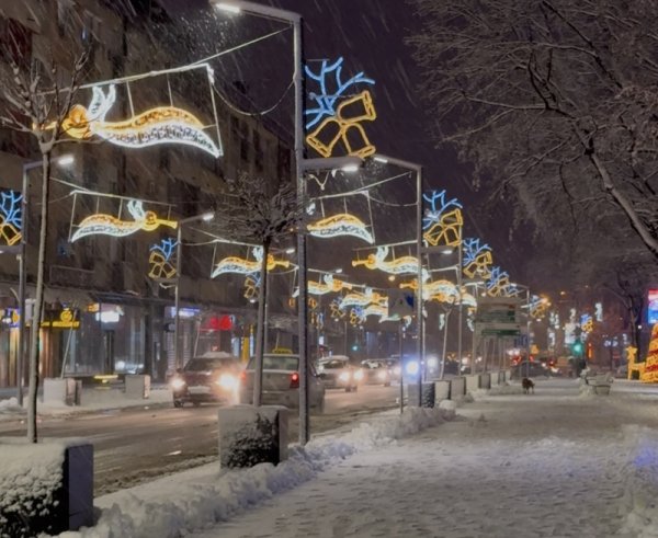 Pojačane aktivnosti zimske službe u Požarevcu zbog snežnih padavina